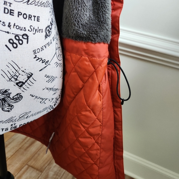 L. L. Bean fall/winter Womens Coat - Picture 7 of 8